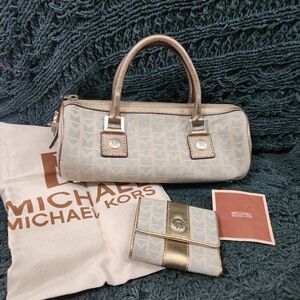 Michael Kors Grayson Barrel Bag With Matching Wallet